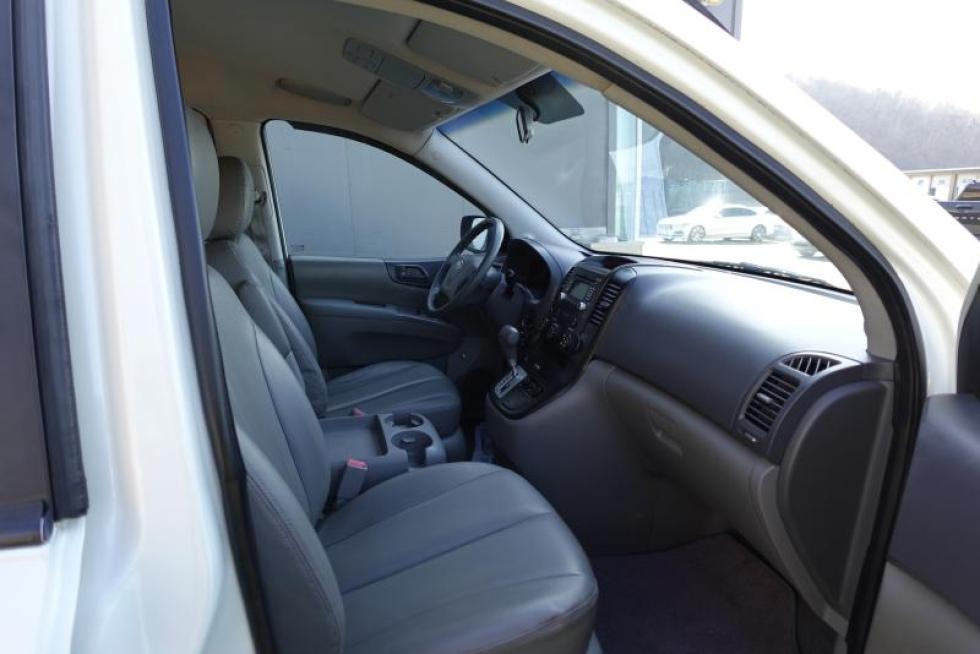 2009 - kia grand carnival