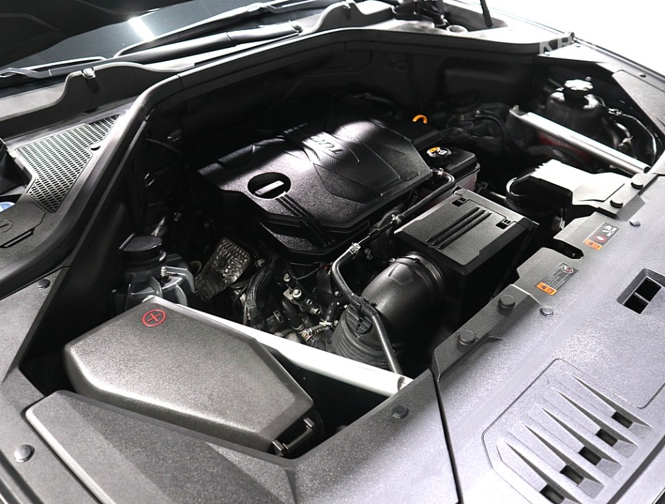 2023 Genesis GV80 photo