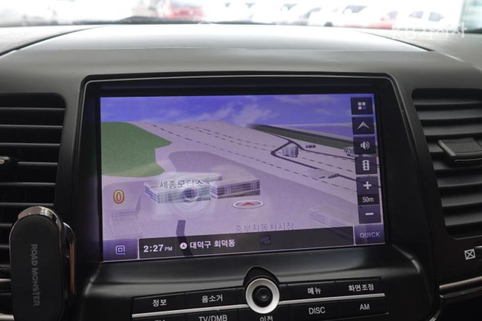 2011 - kia opirus