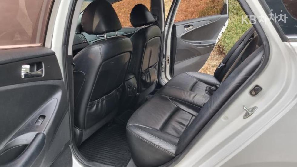 Hyundai Sonata — miniaturë 16