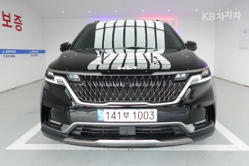 2022 - kia carnival