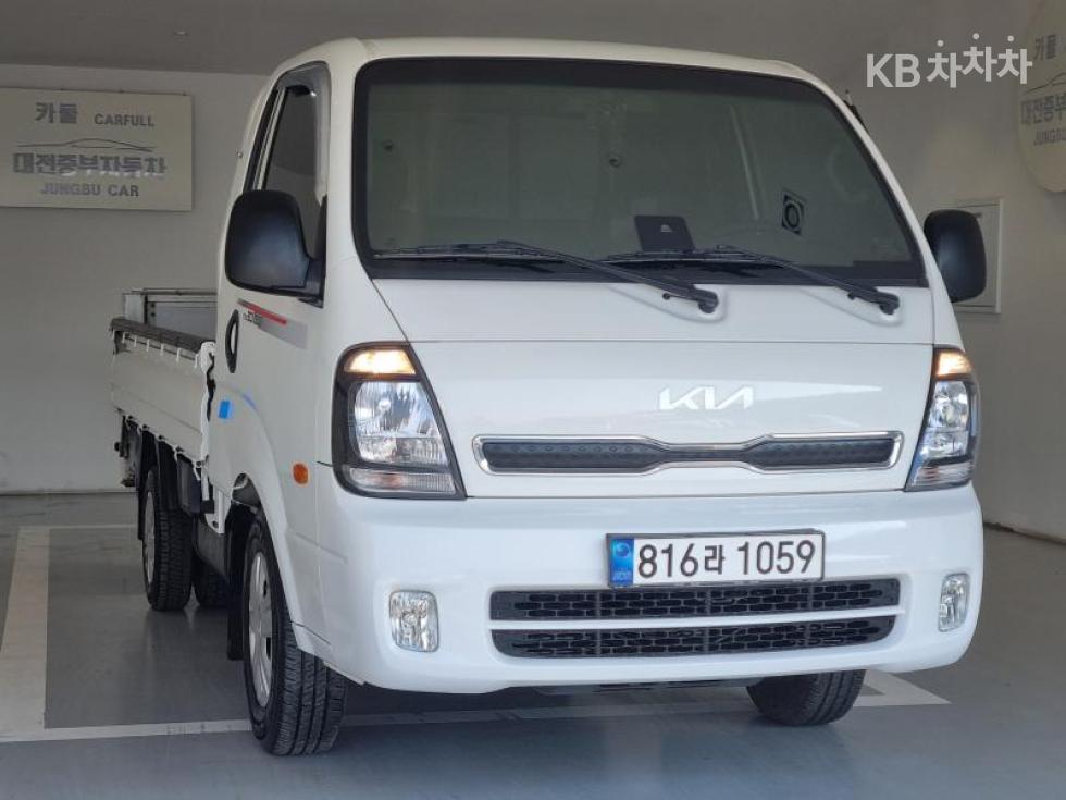 2023 - kia bongo iii