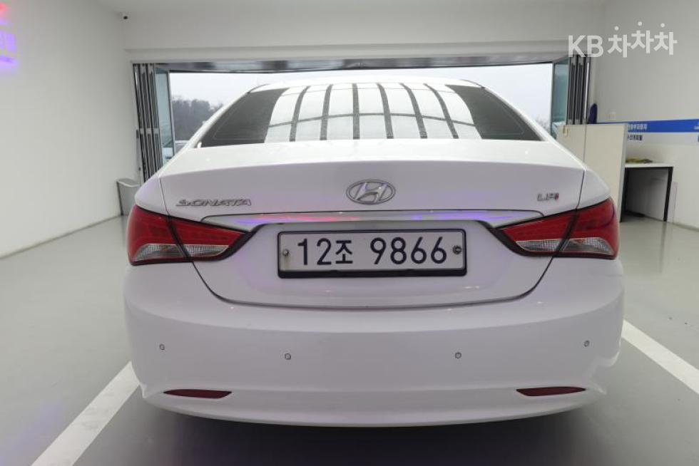 Hyundai Sonata — miniaturë 4