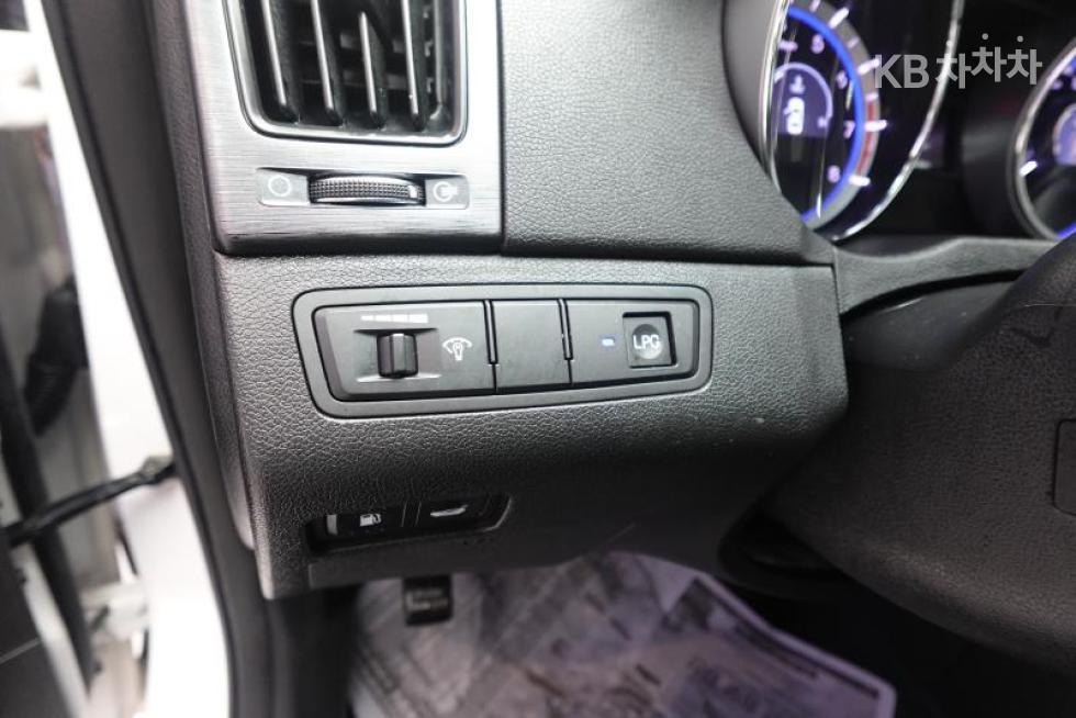 Hyundai Sonata — miniaturë 15