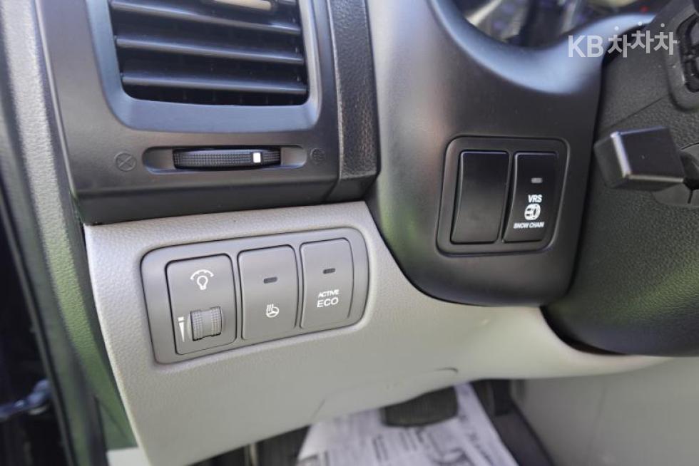 2012 - kia carnival