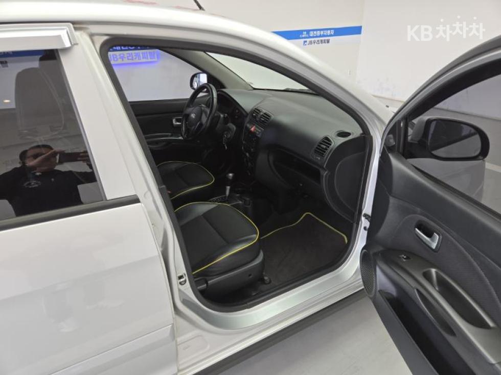 2011 - kia morning
