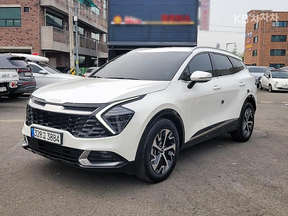2022 - kia sportage