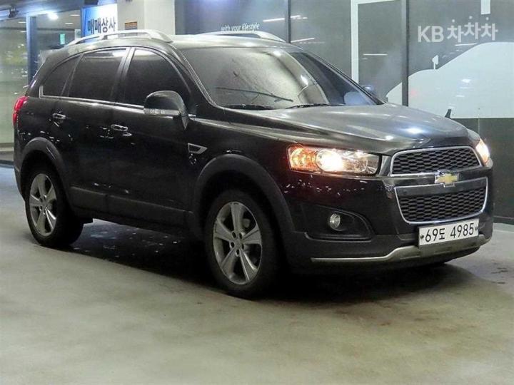 Chevrolet Captiva 2WD LT Premium