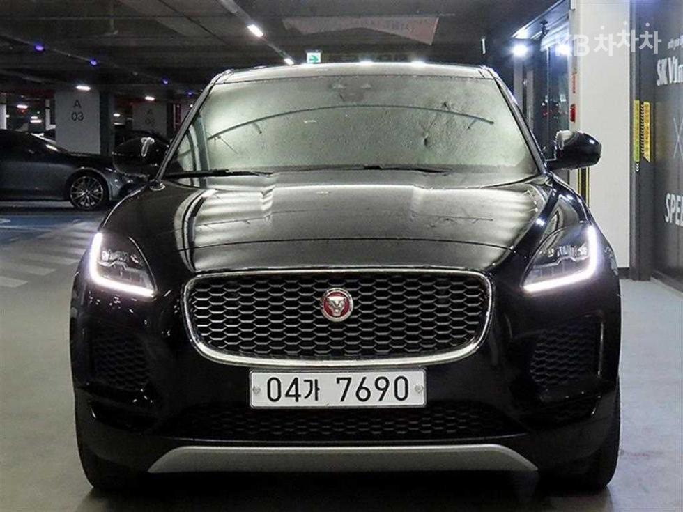 2018 - jaguar e-pace
