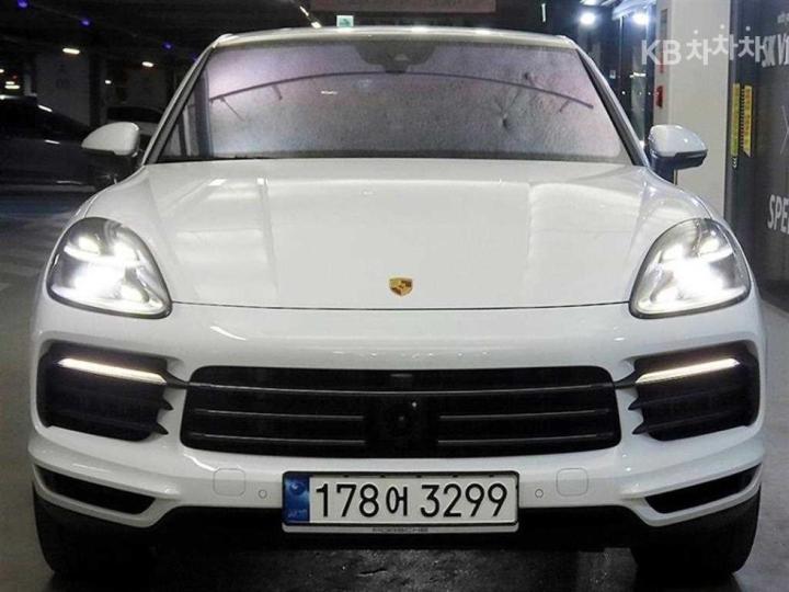 Porsche Cayenne — miniaturë 2