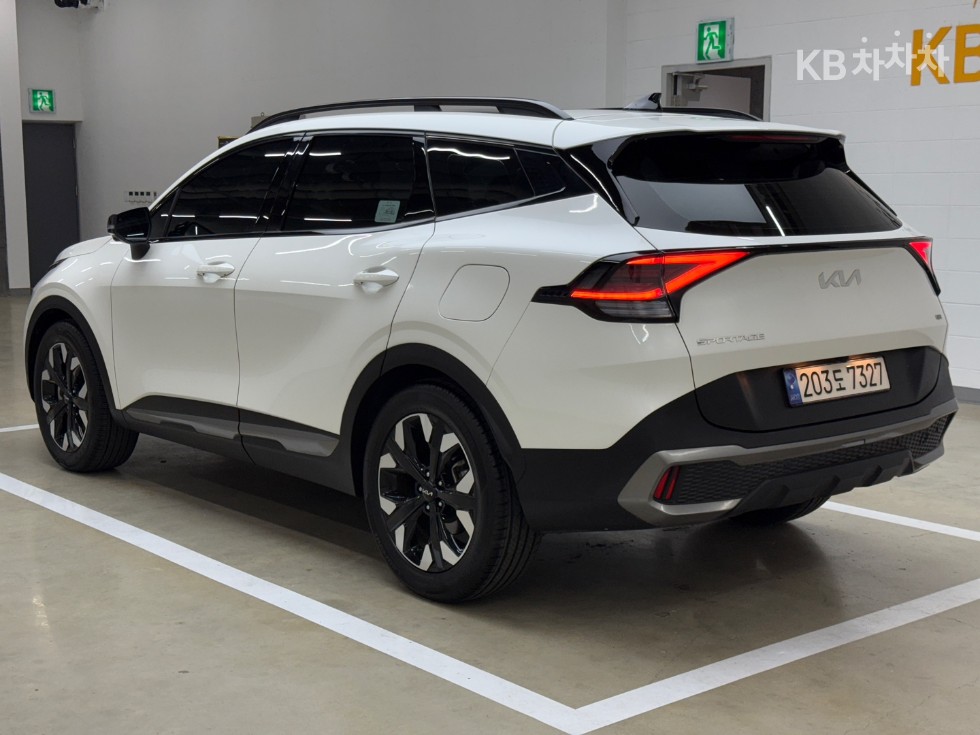 2022 - kia sportage