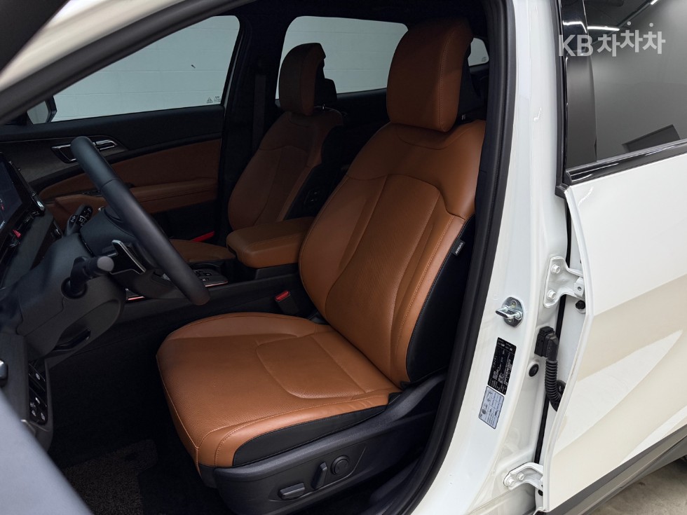 2022 - kia sportage