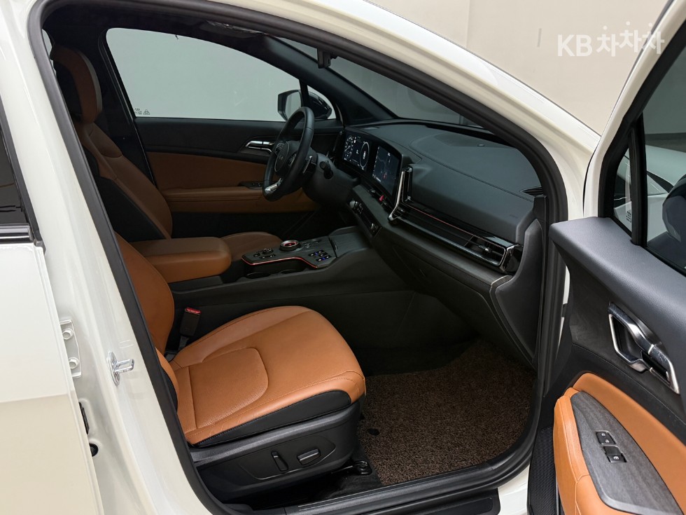 2022 - kia sportage