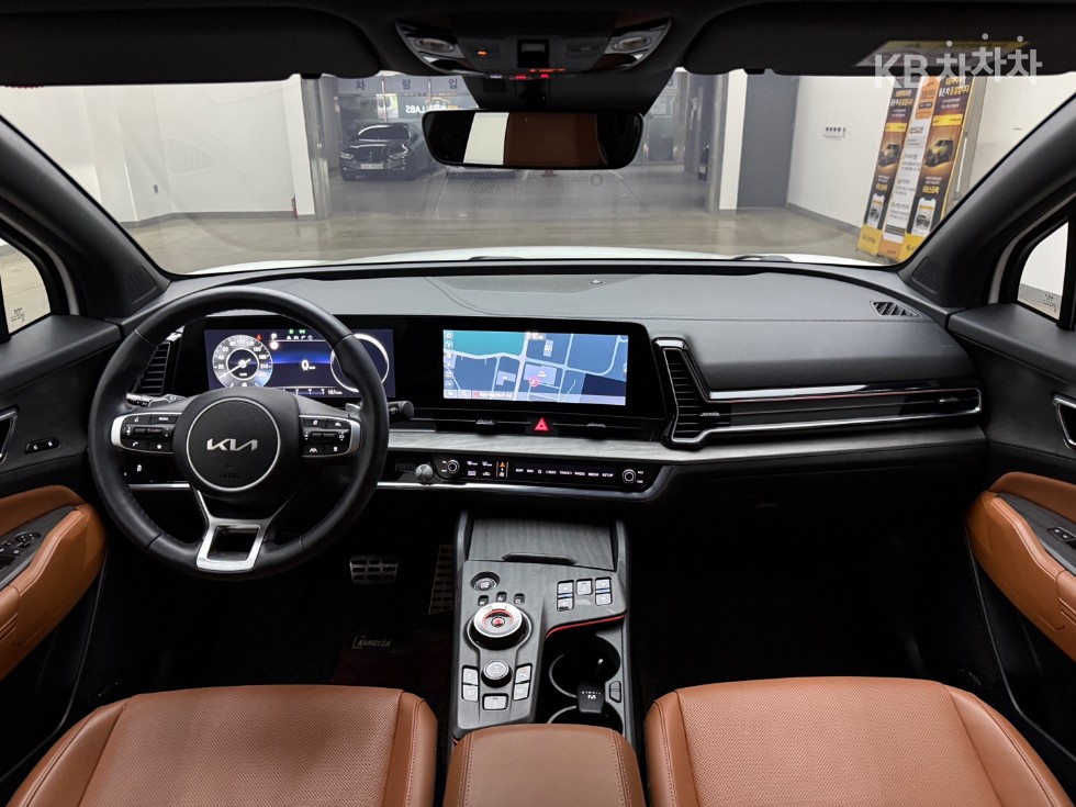 2022 - kia sportage