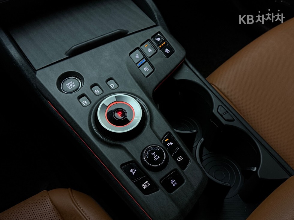 2022 - kia sportage