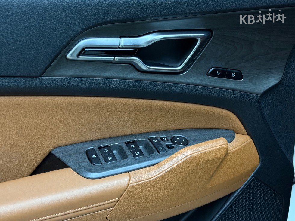 2022 - kia sportage