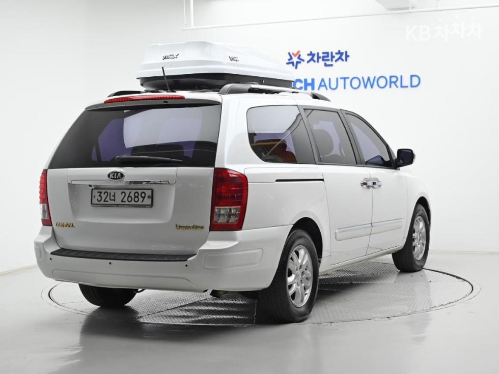 2012 - kia carnival