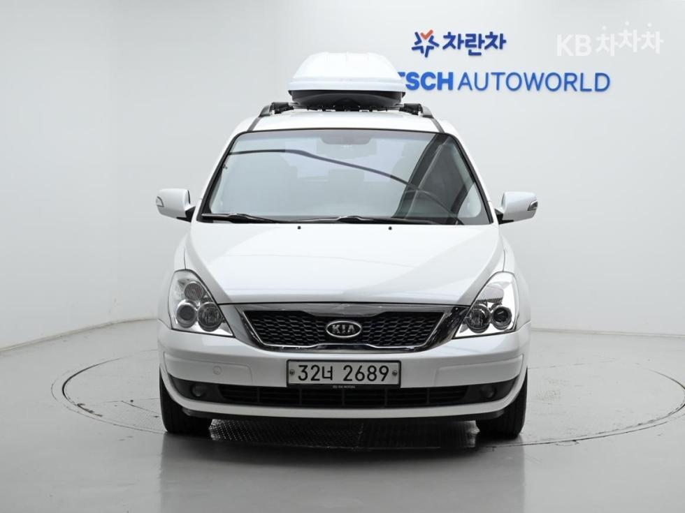 2012 - kia carnival