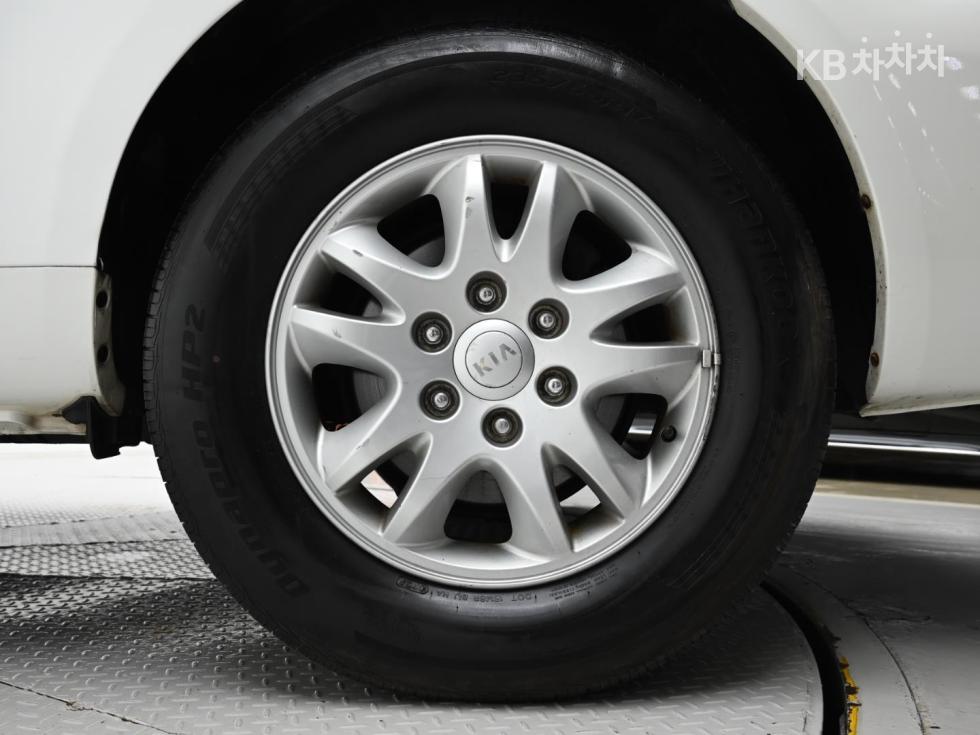 2012 - kia carnival