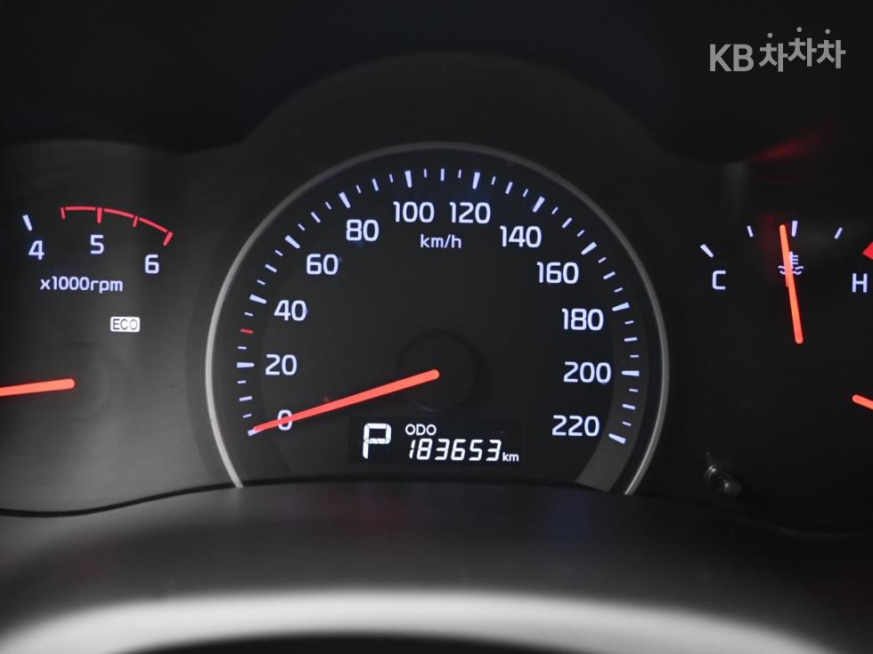 2012 - kia carnival