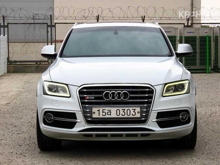 Audi SQ5 3.0 TDI Quattro Base Type