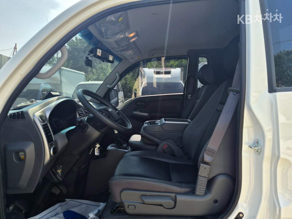 2024 - kia bongo iii