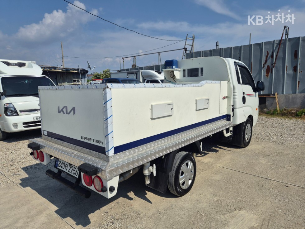 2024 - kia bongo iii