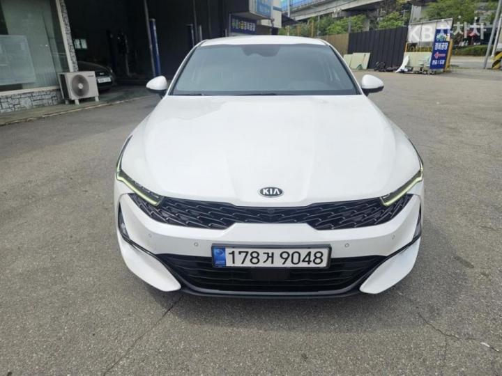 Kia K5 2.0 Gasoline Noblesse