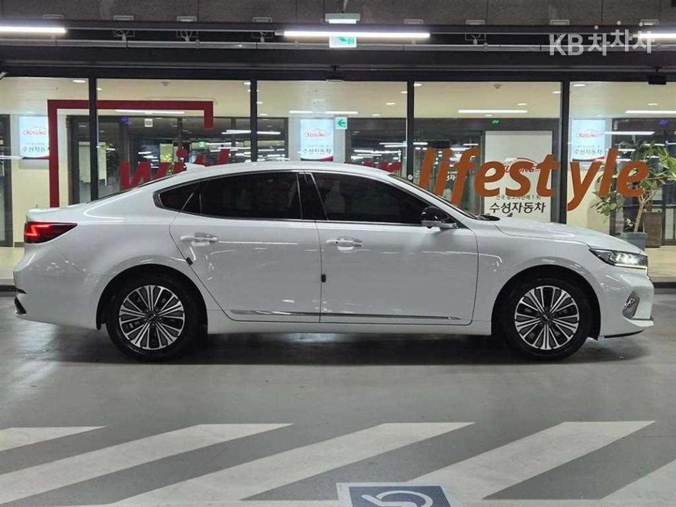 2020 - kia k7