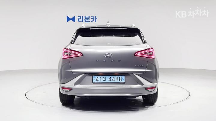 Hyundai Nexo Premium 6