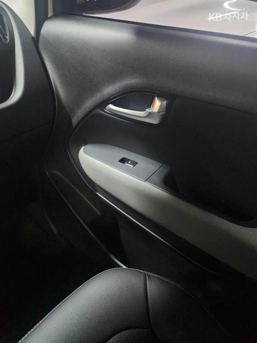 2024 - kia kia