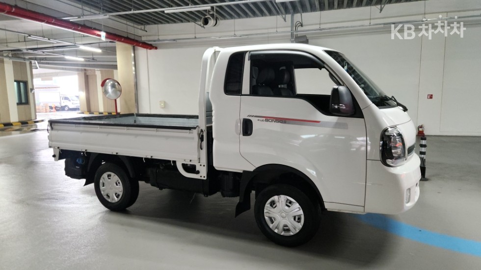 2022 - kia bongo iii