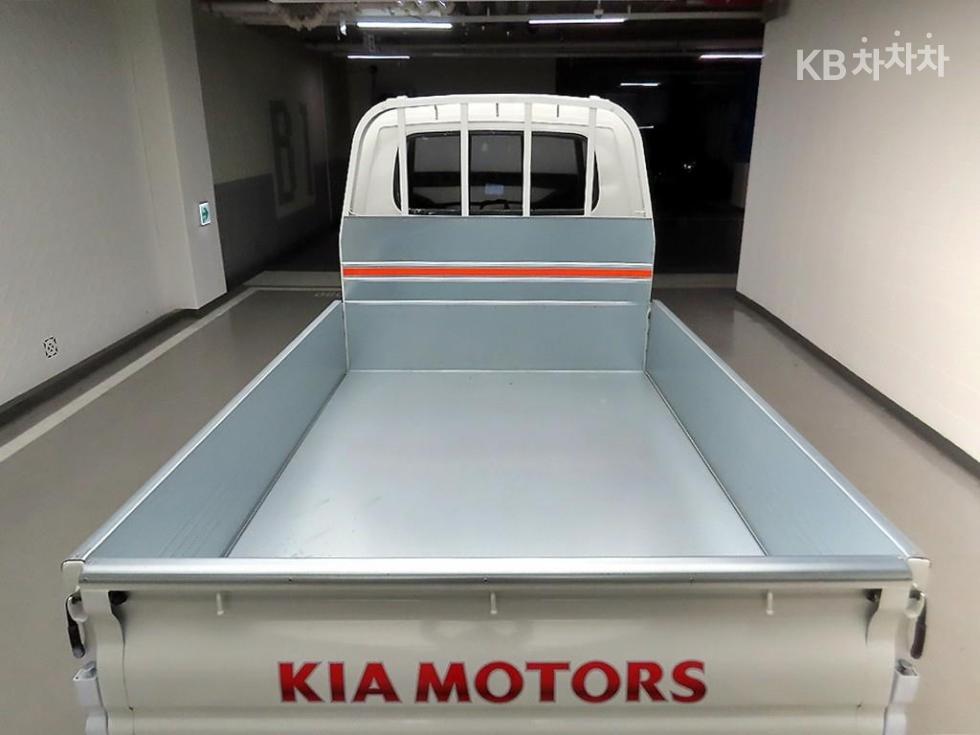 2023 - kia bongo iii