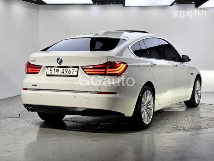 BMW Gran Turismo (GT) 30d xDrive Luxury F07 5