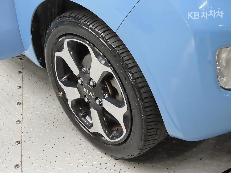2012 - kia ray