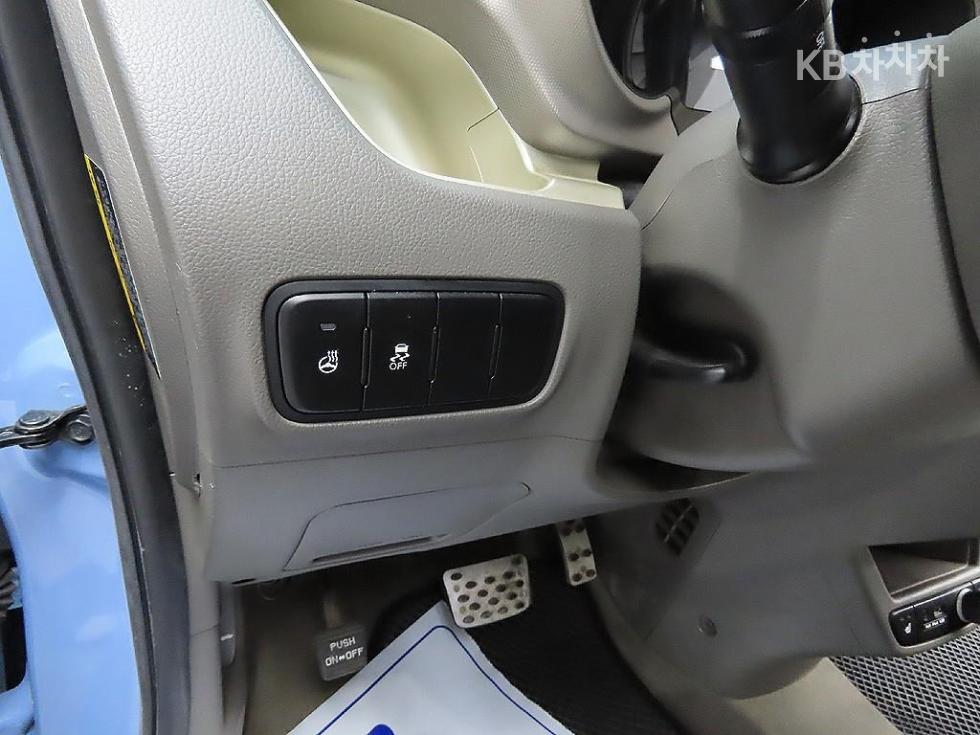 2012 - kia ray
