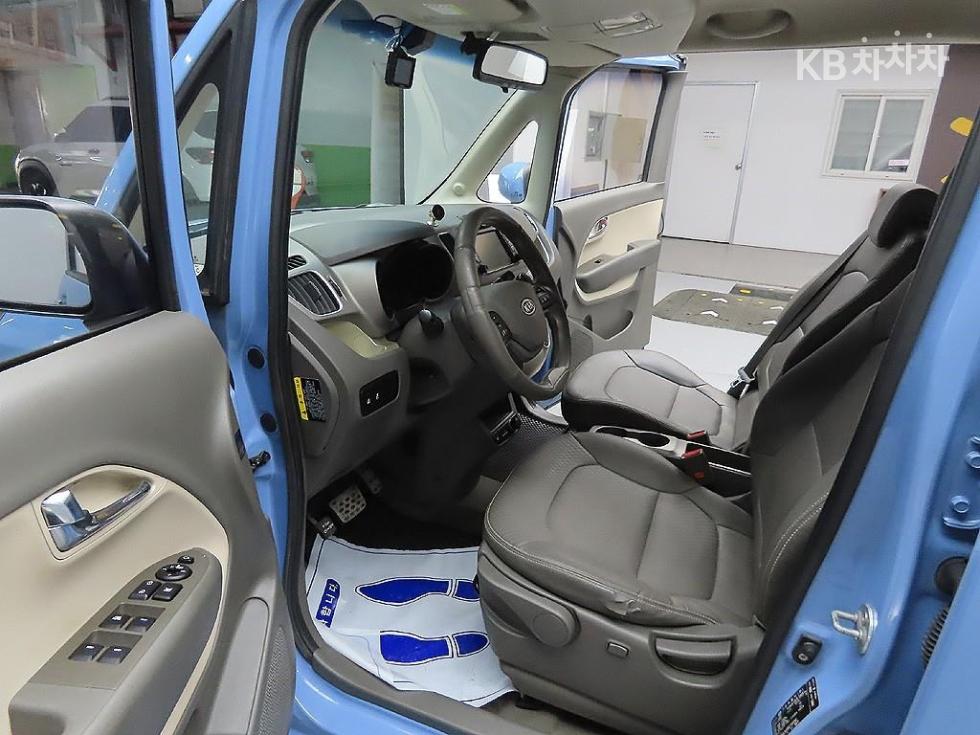 2012 - kia ray