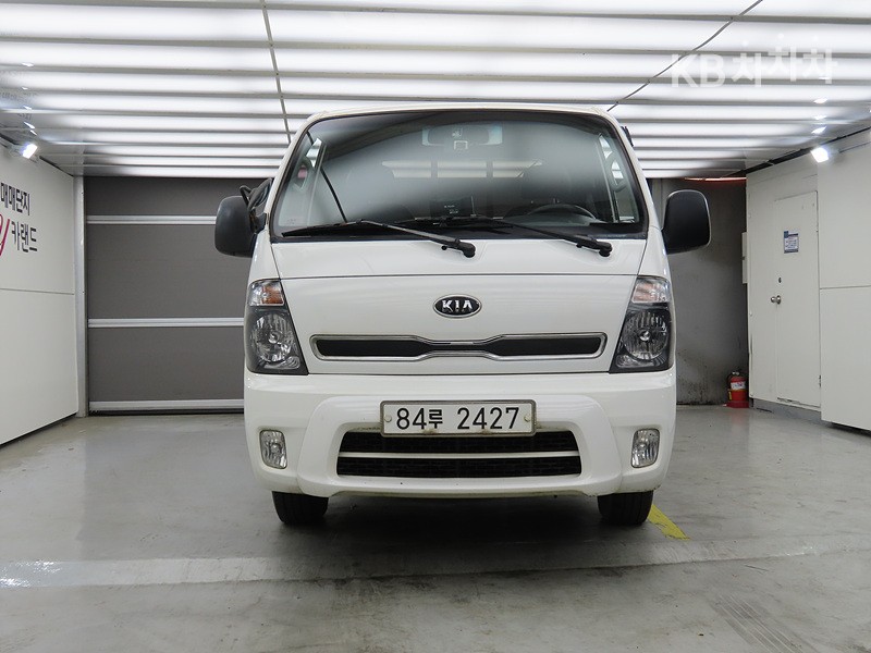 2013 - kia bongo iii