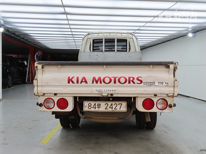 2013 - kia bongo iii