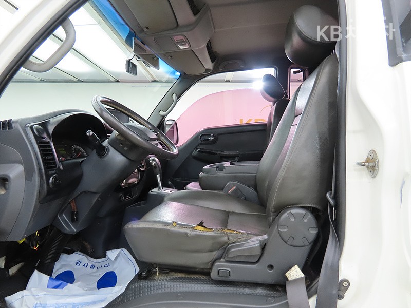 2013 - kia bongo iii