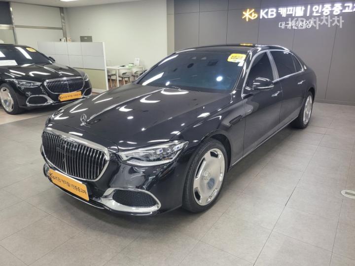 Mercedes-Benz S-klasse Maybach S580 4Matic 기본형 — foto 1