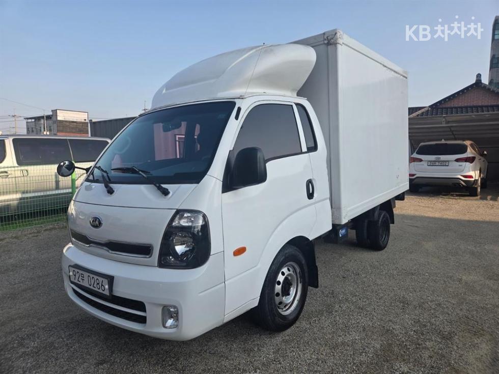 2013 - kia bongo iii