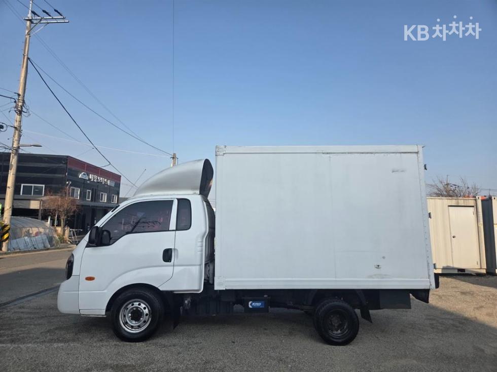 2013 - kia bongo iii