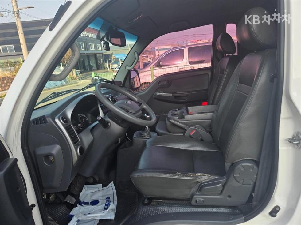 2013 - kia bongo iii