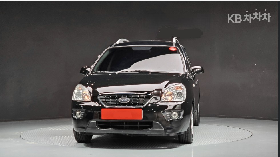 Kia Carens — miniaturë 2