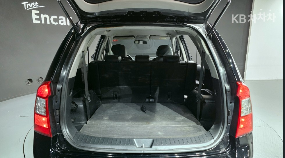 Kia Carens — miniaturë 19