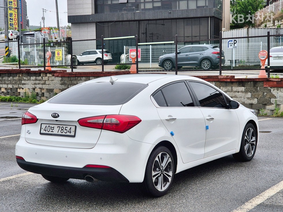 2014 - kia k3