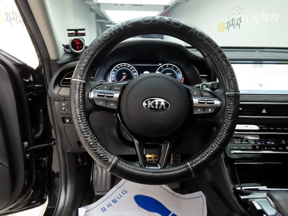 2020 - kia k7