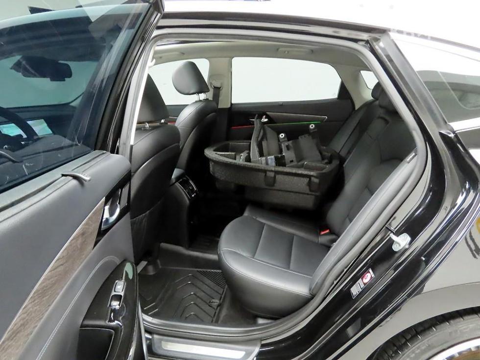2020 - kia k7