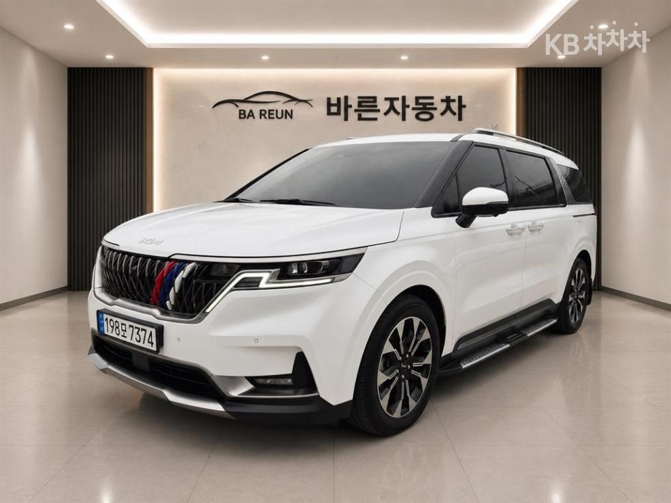 2022 - kia carnival